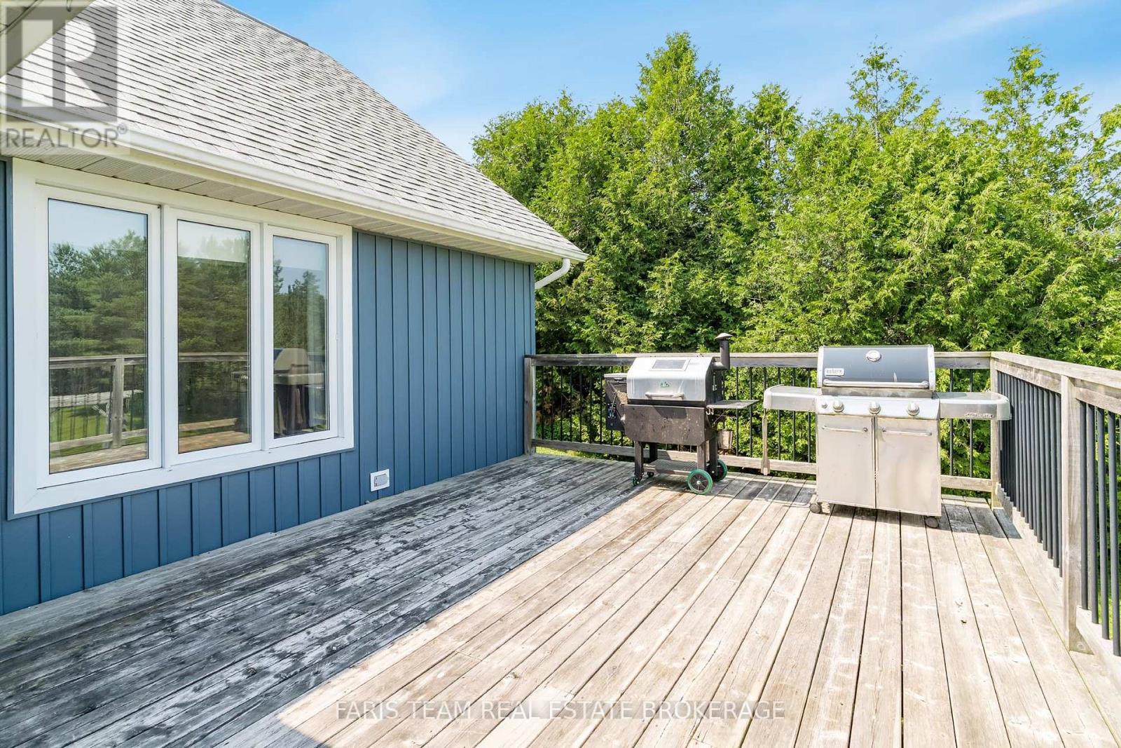 735519 West Back Line, West Grey, Ontario  N0C 1H0 - Photo 26 - X12383087