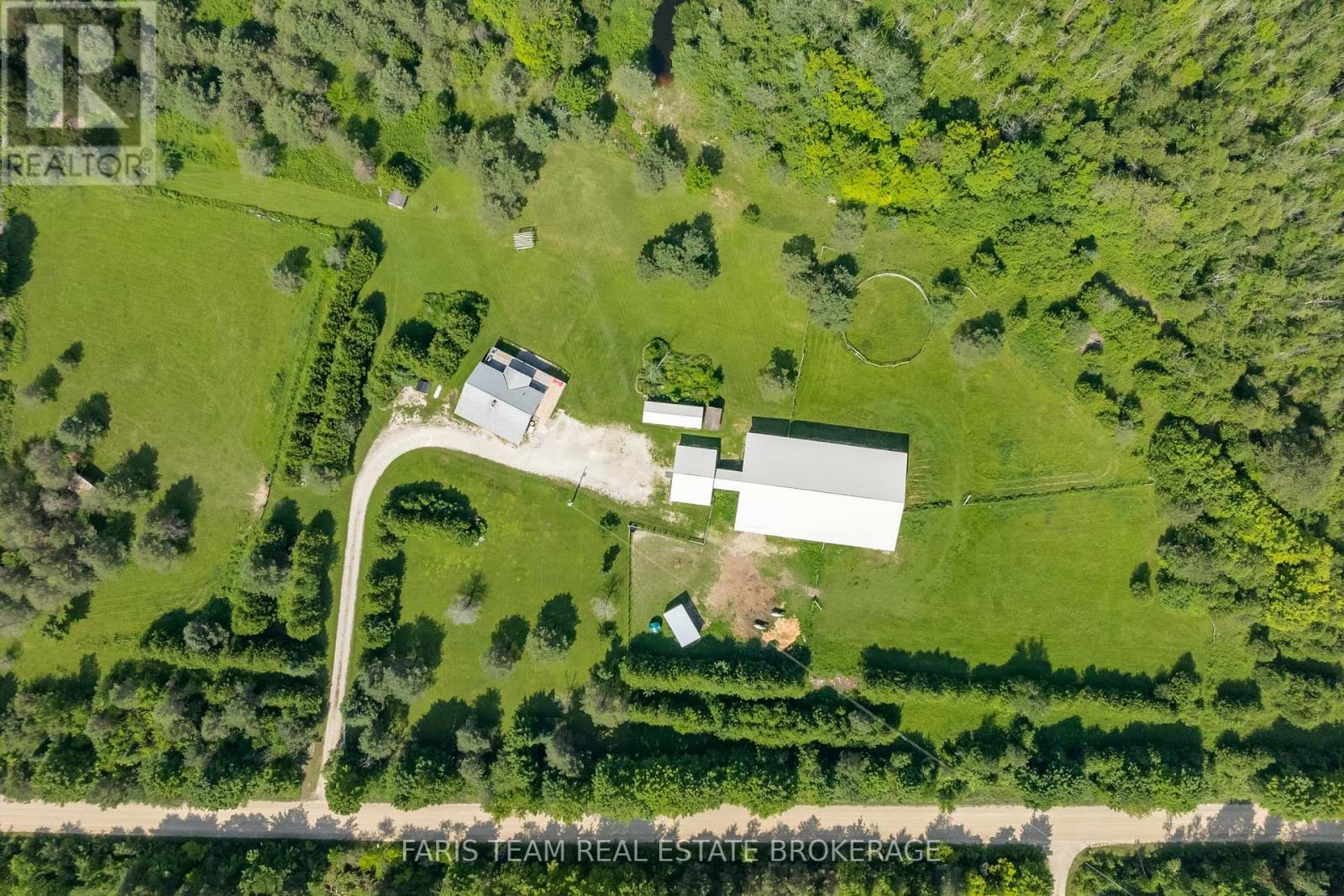735519 West Back Line, West Grey, Ontario  N0C 1H0 - Photo 48 - X12383087