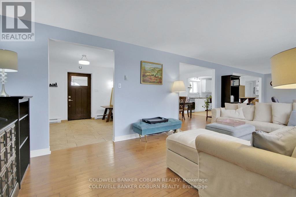 1696 Merwin Lane, Augusta, Ontario  K0E 1T0 - Photo 4 - X12383150