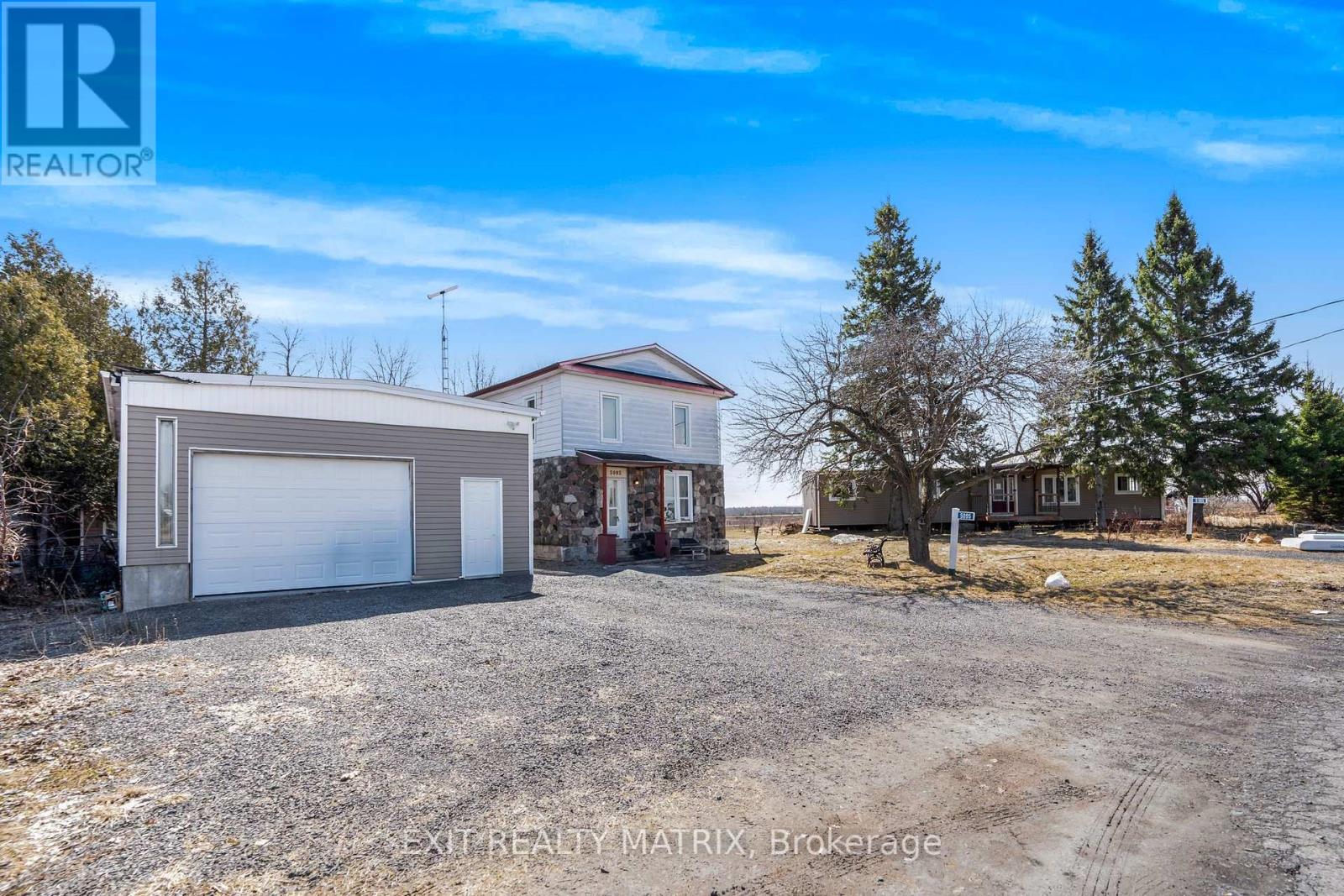 5095 5105 Fatima Street, East Hawkesbury, Ontario  K0B 1P0 - Photo 2 - X12383220