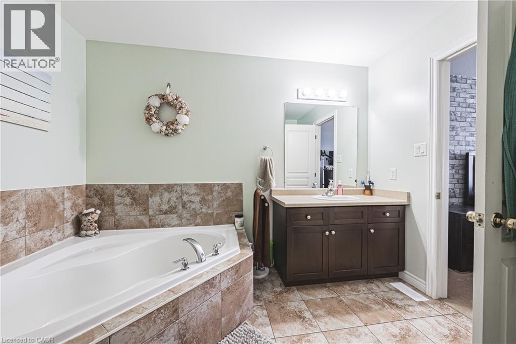 103 Donald Bell Drive, Binbrook, Ontario  L0R 1C0 - Photo 29 - 40763585