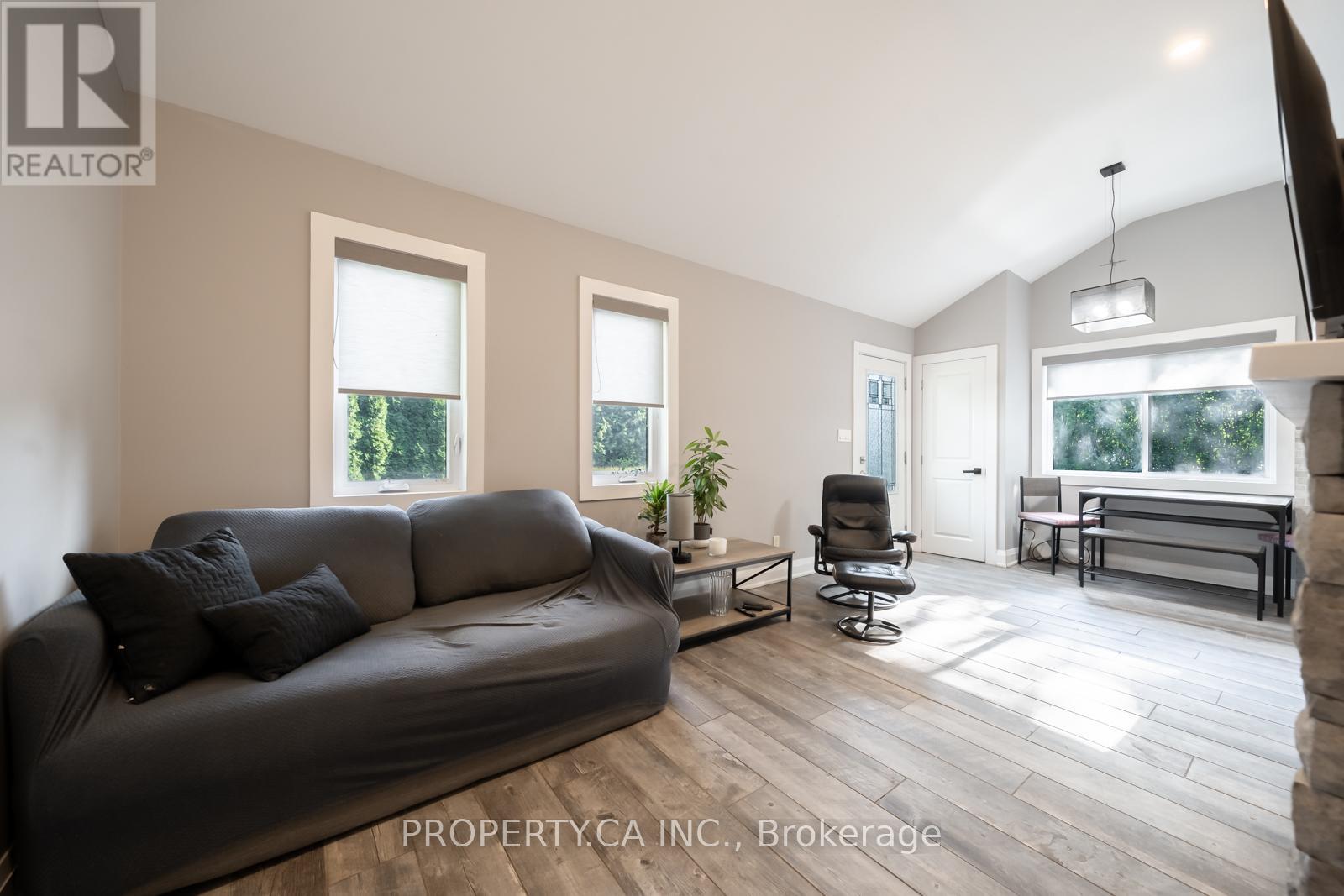 176 Pleasant Boulevard, Georgina, Ontario  L4P 2S4 - Photo 41 - N12382643