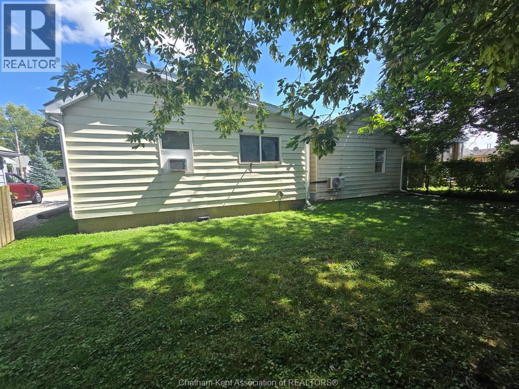 31 First Street, Wallaceburg, Ontario  N8A 3P8 - Photo 3 - 25021886