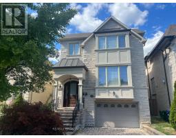 82 HOLMES AVENUE, Toronto, Ontario