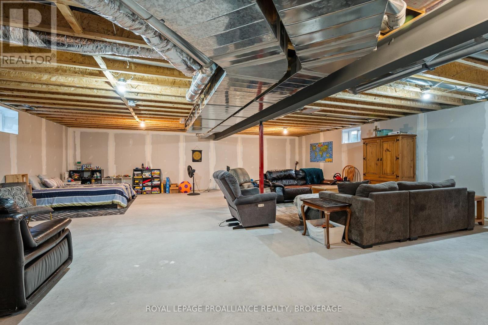 60 Potter Drive, Loyalist (Odessa), Ontario  K0H 2H0 - Photo 25 - X12383077