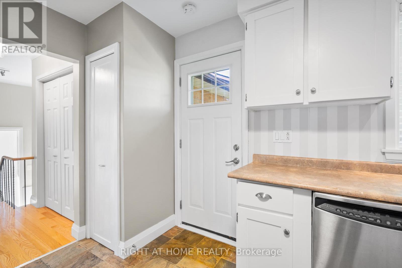 149 Greyabbey Trail, Toronto (Guildwood), Ontario  M1E 1W2 - Photo 16 - E12383209