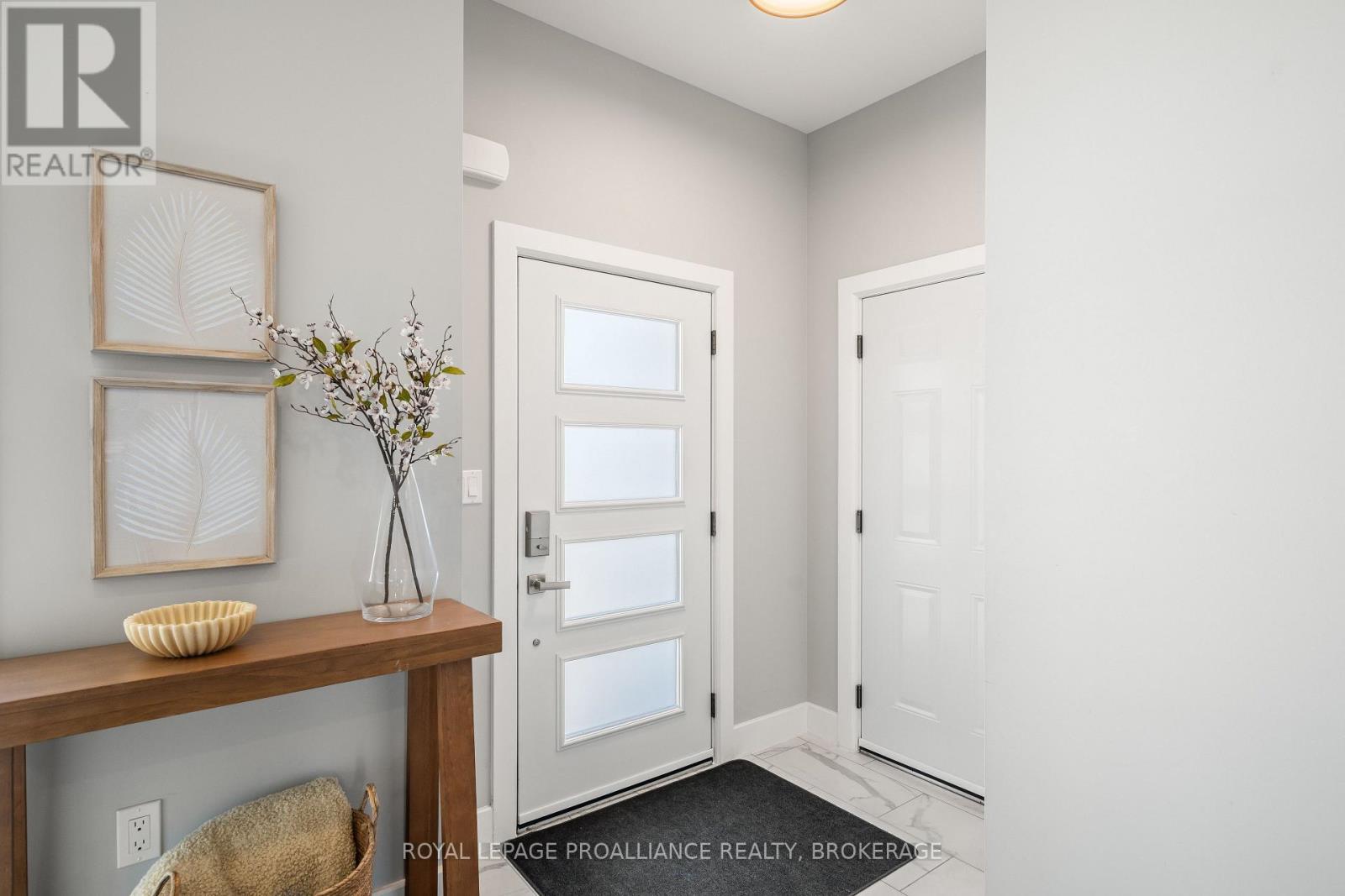 60 Potter Drive, Loyalist (Odessa), Ontario  K0H 2H0 - Photo 4 - X12383077