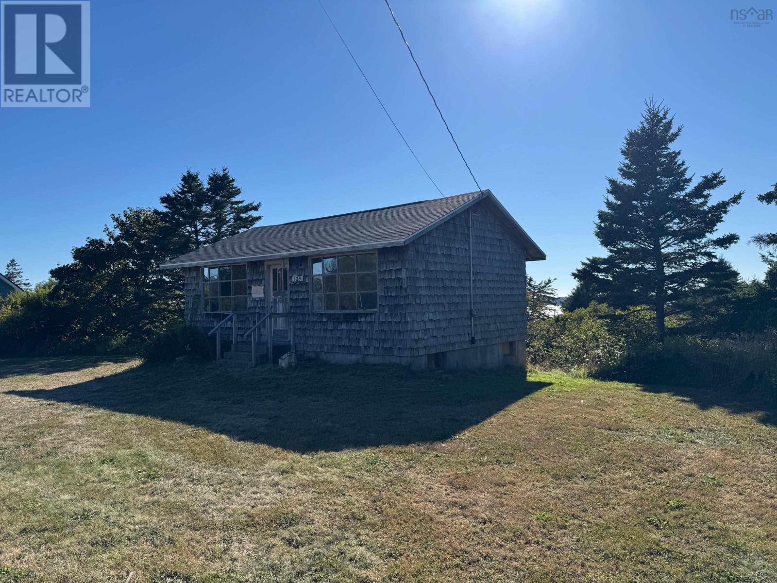 1139 Highway 3, Middle East Pubnico, Nova Scotia  B0W 2A0 - Photo 3 - 202324563