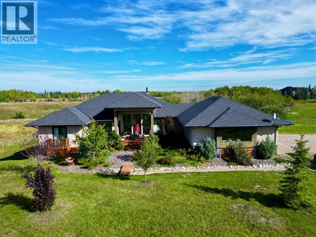 30124 Bunny Hollow Drive, Rural Rocky View County, Alberta  T3R 1H6 - Photo 3 - A2221514