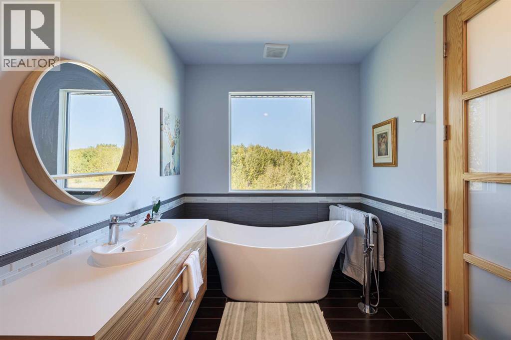 30124 Bunny Hollow Drive, Rural Rocky View County, Alberta  T3R 1H6 - Photo 23 - A2221514