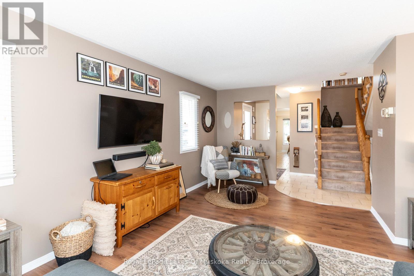 50 Shoreline Drive, Bracebridge, Ontario  P1L 1Z4 - Photo 7 - X12383364