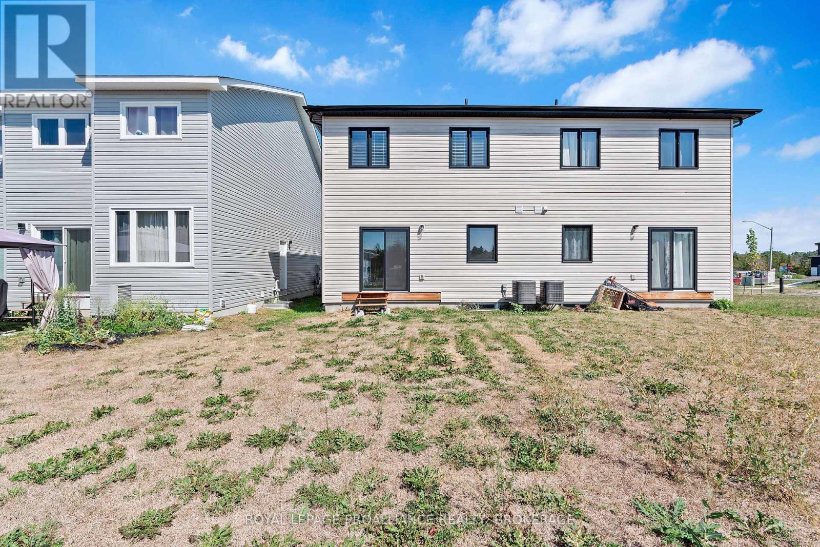 12 Dusenbury Crescent, Loyalist, Ontario  K0H 2H0 - Photo 28 - X12383263
