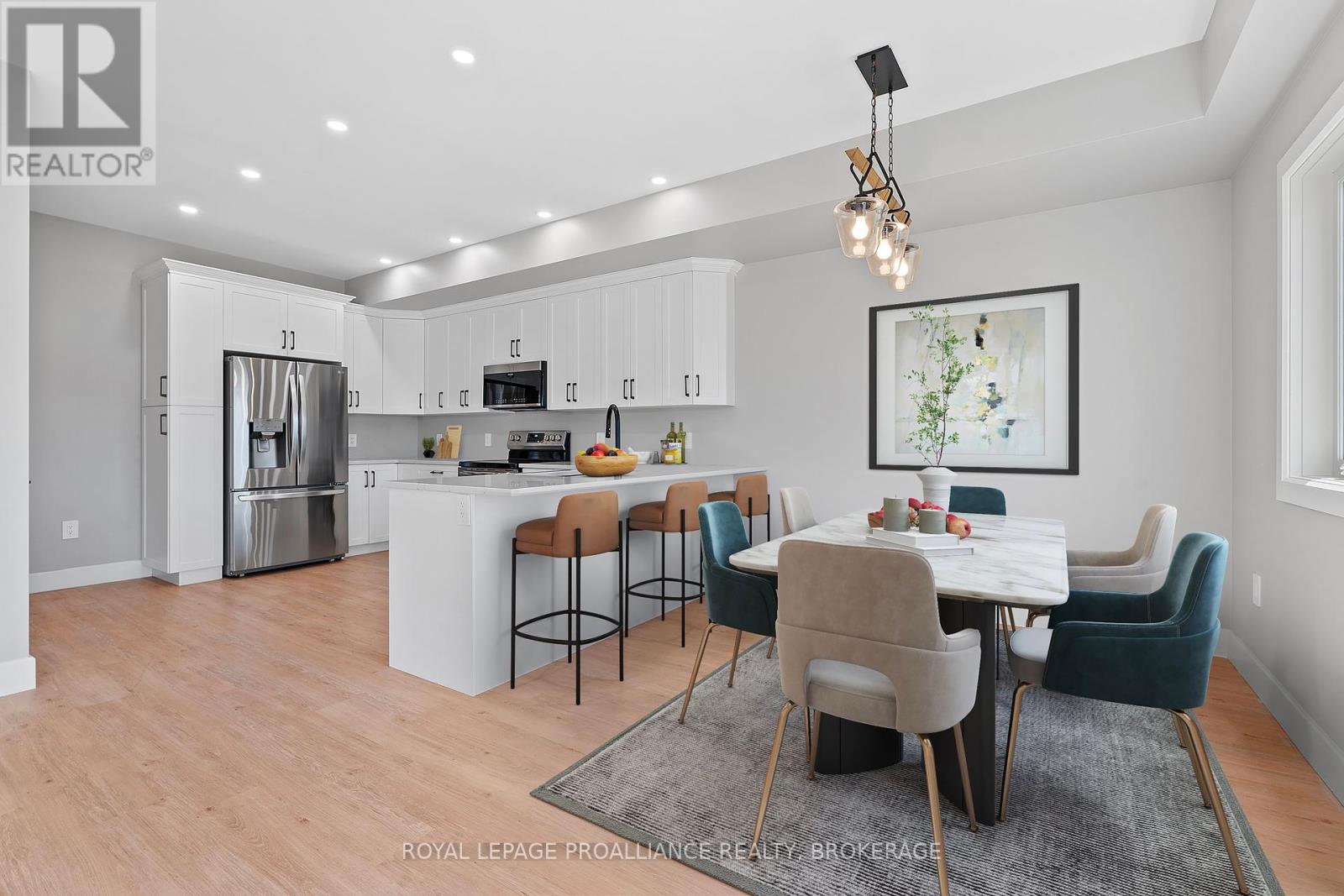 12 Dusenbury Crescent, Loyalist, Ontario  K0H 2H0 - Photo 6 - X12383263