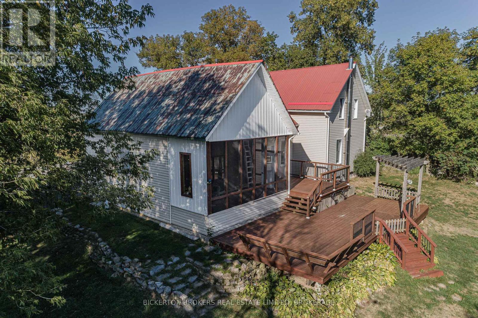 55 Union Road, Front Of Leeds & Seeleys Bay, Ontario  K0E 1L0 - Photo 2 - X12383356