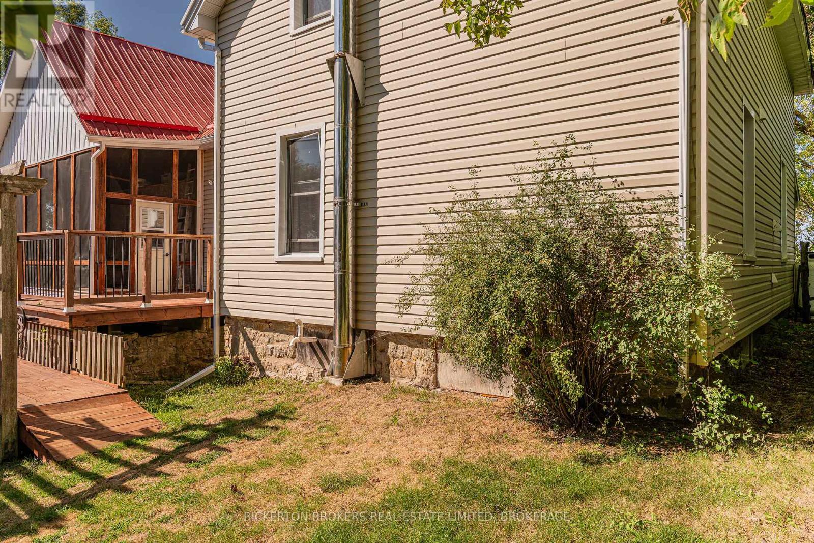 55 Union Road, Front Of Leeds & Seeleys Bay, Ontario  K0E 1L0 - Photo 48 - X12383356