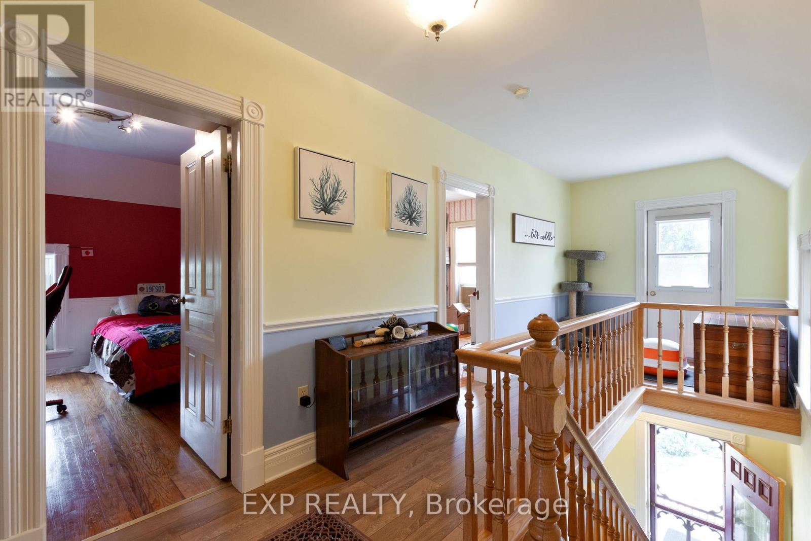 22684 Thames Road, Southwest Middlesex, Ontario  N0L 1A0 - Photo 25 - X12383314