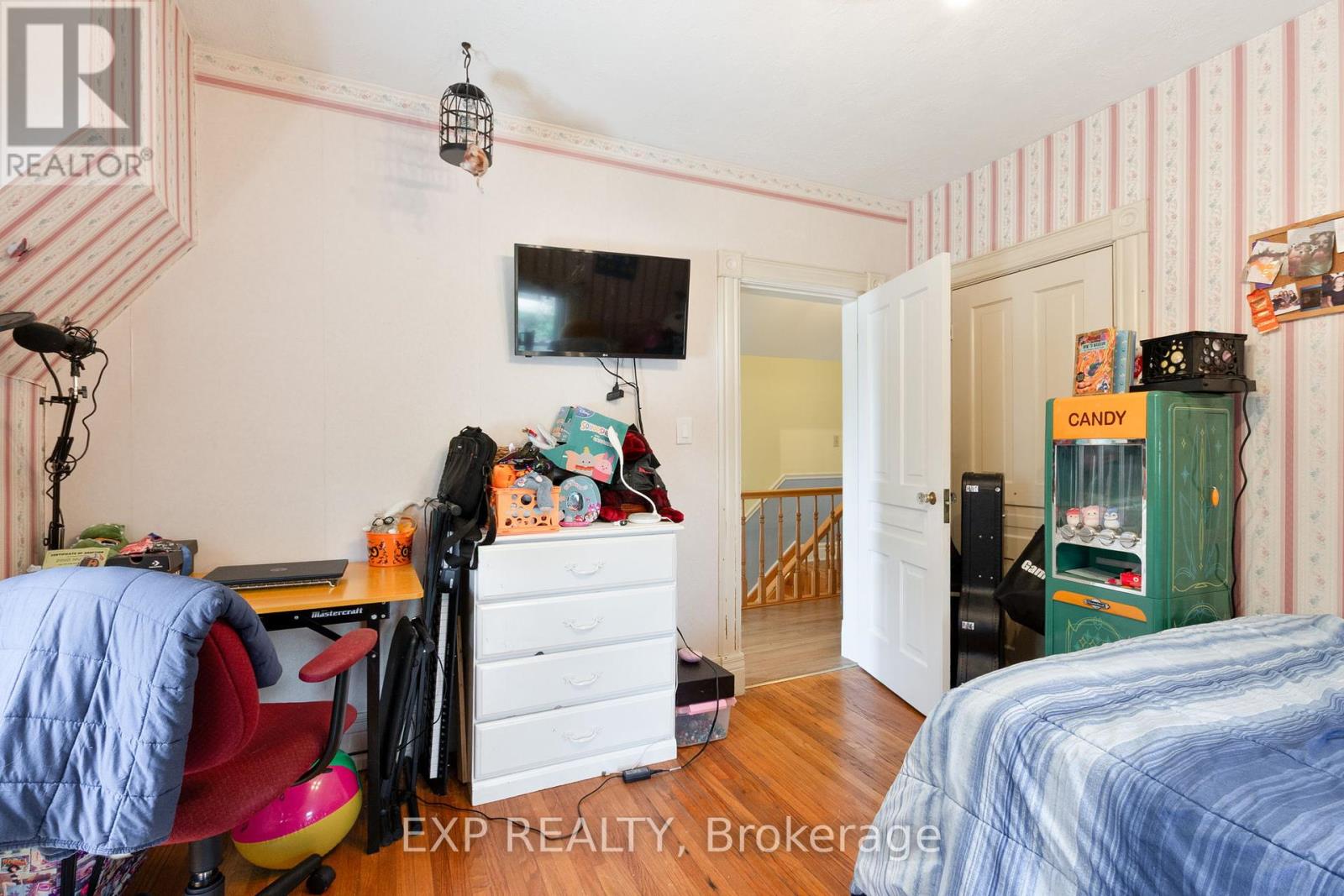 22684 Thames Road, Southwest Middlesex, Ontario  N0L 1A0 - Photo 30 - X12383314