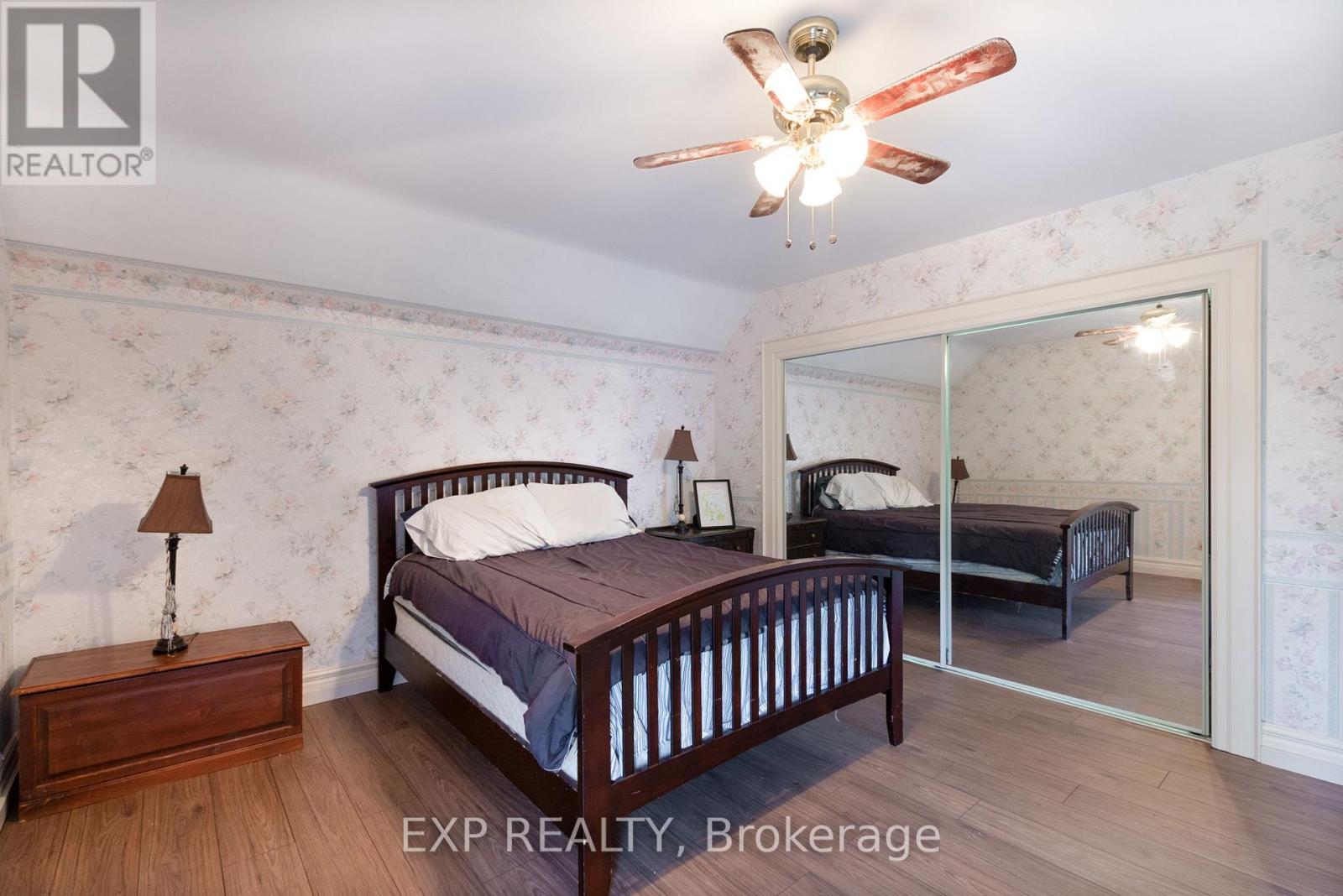 22684 Thames Road, Southwest Middlesex, Ontario  N0L 1A0 - Photo 33 - X12383314