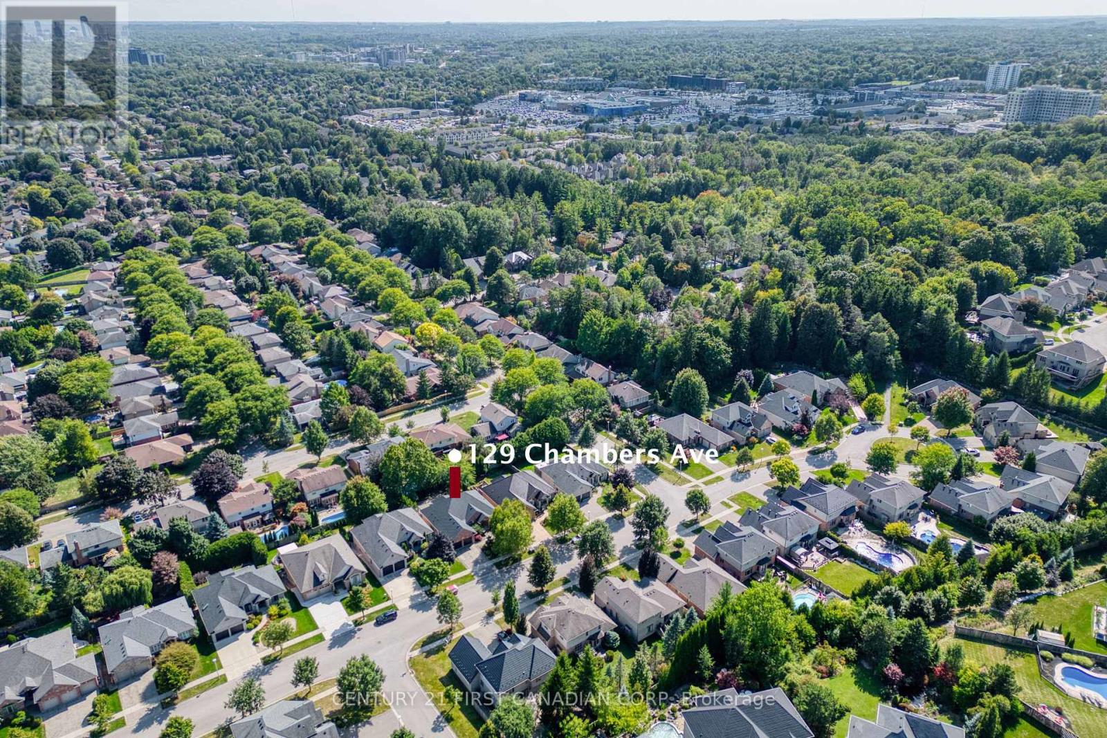 129 Chambers Avenue, London North (North B), Ontario  N5X 4H5 - Photo 5 - X12383365