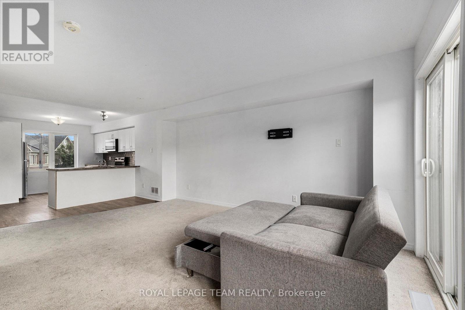 175 Camden Private, Ottawa, Ontario  K2J 6J1 - Photo 9 - X12383323