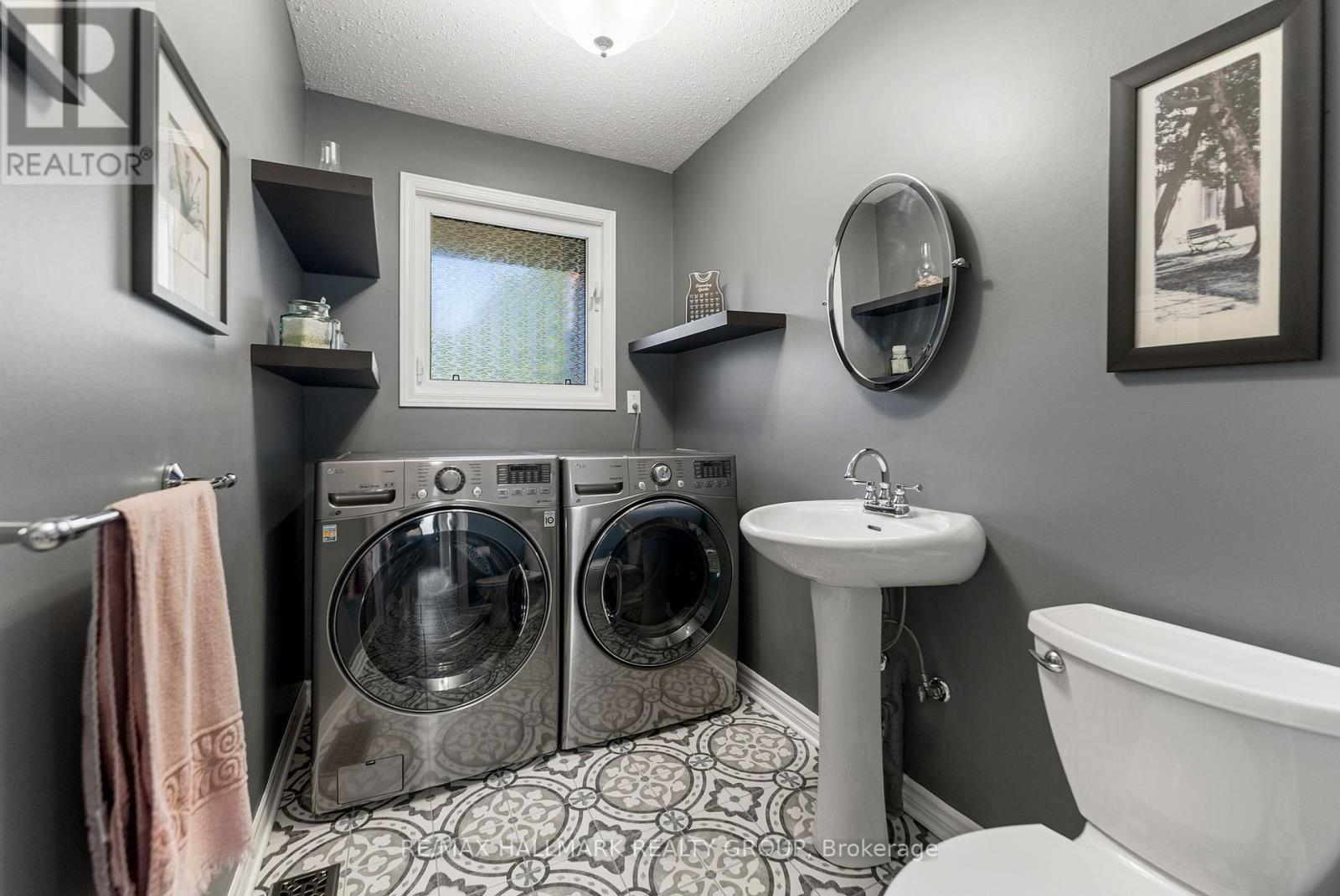 87 Leacock Drive, Ottawa, Ontario  K2K 1S5 - Photo 27 - X12383442
