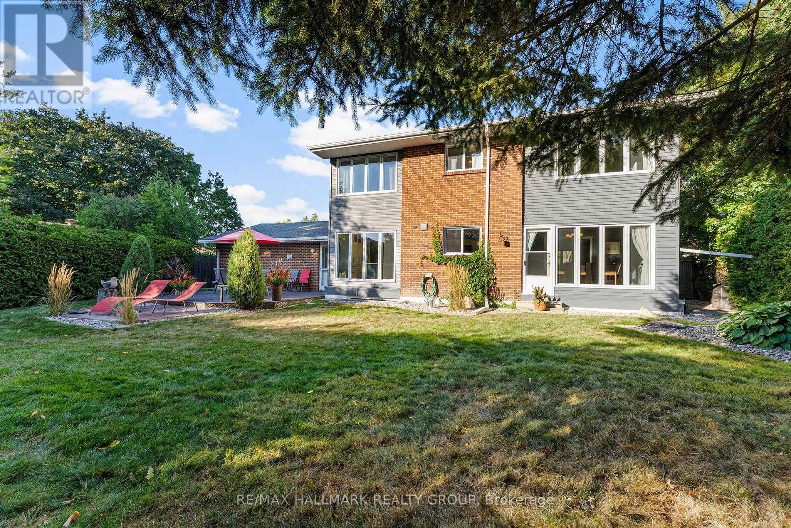 87 Leacock Drive, Ottawa, Ontario  K2K 1S5 - Photo 47 - X12383442