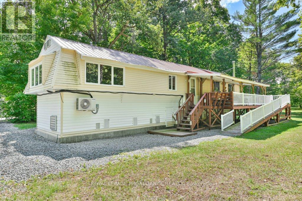 174 Cottage Lane, Tweed, Ontario  K0K 3J0 - Photo 4 - X12154538