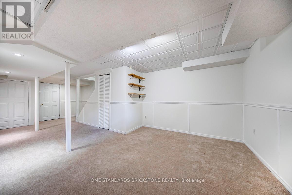 1103 Springbrook Crescent, Oakville (Ga Glen Abbey), Ontario  L6M 2C9 - Photo 31 - W12383188