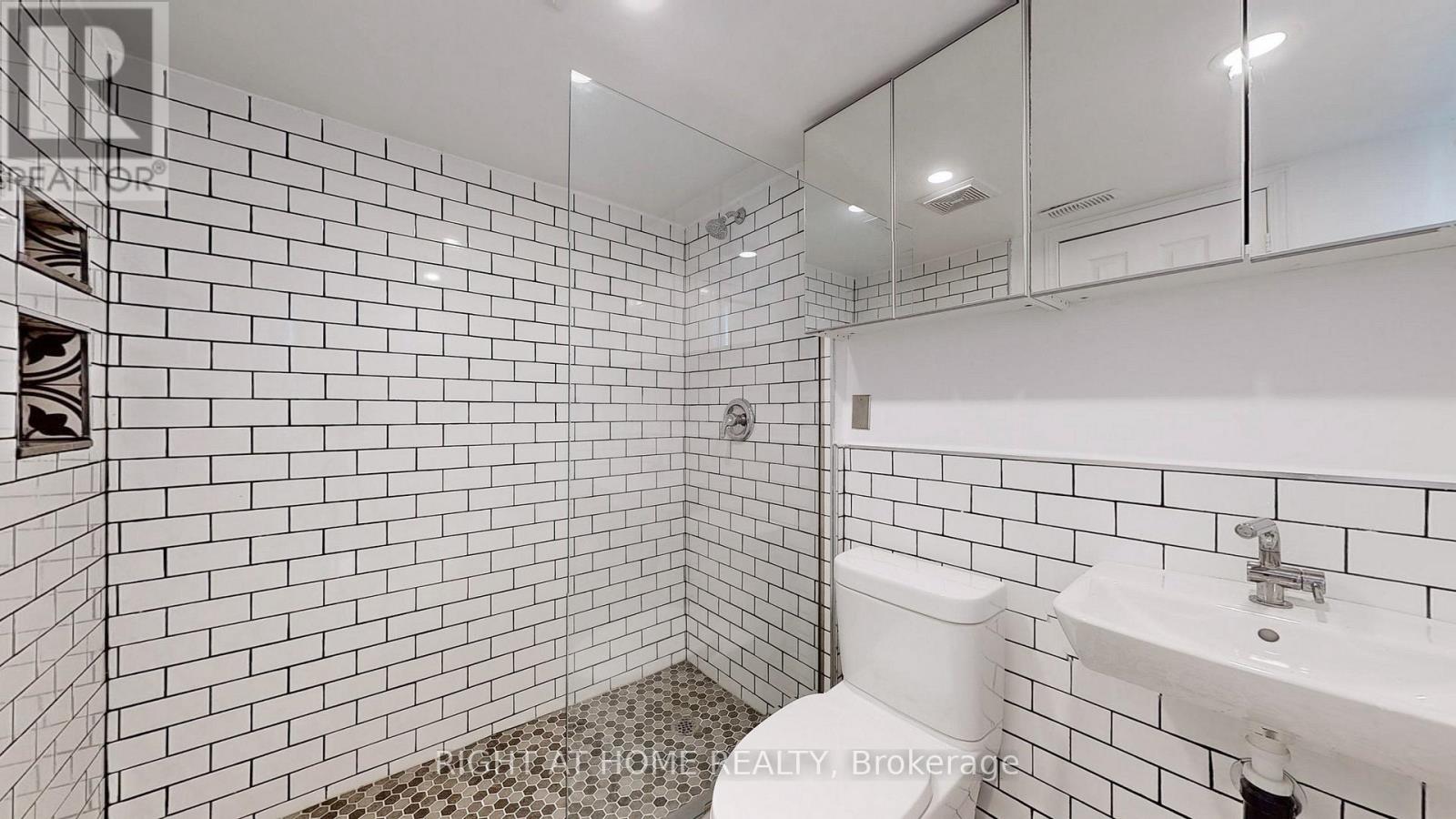 371 Fairgate Way, Oakville, Ontario  L6H 6Y1 - Photo 25 - W12383210