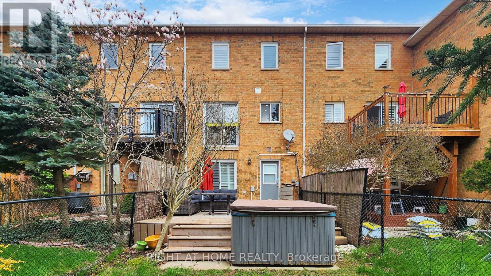 371 Fairgate Way, Oakville, Ontario  L6H 6Y1 - Photo 26 - W12383210