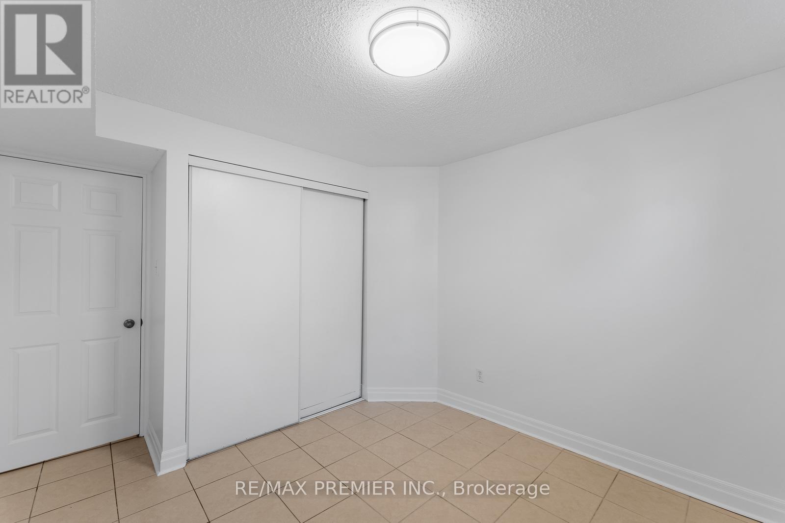 Basement - 26 Algarve Crescent, Toronto, Ontario  M6N 5E8 - Photo 16 - W12383224