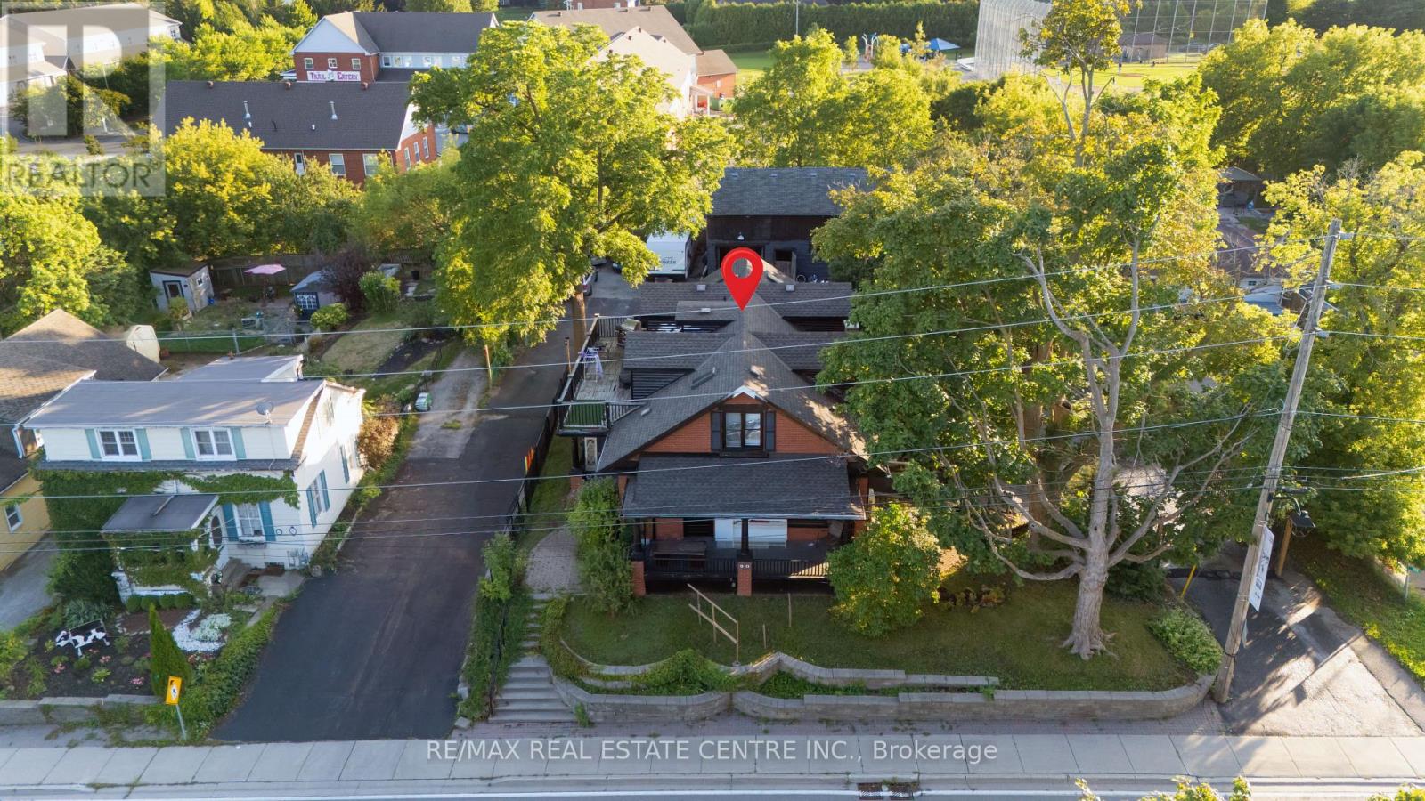 90 Main Street, Milton (Campbellville), Ontario  L0P 1B0 - Photo 43 - W12383228