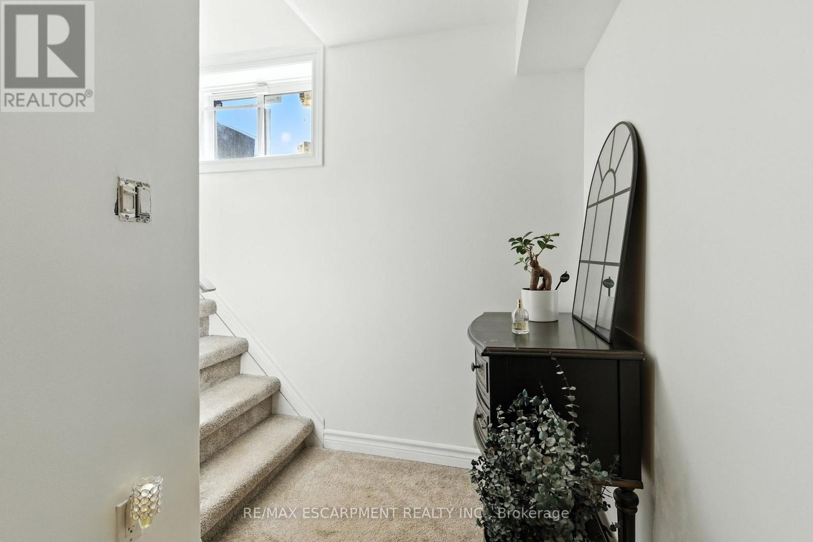 2224 Ghent Avenue, Burlington, Ontario  L7R 1Y7 - Photo 15 - W12383231