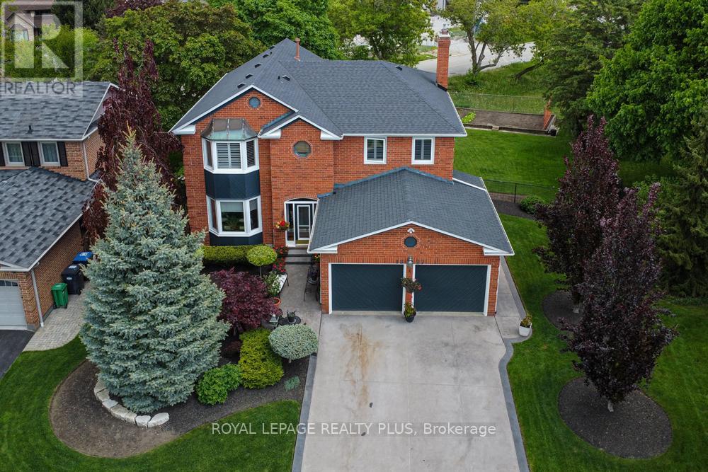 1827 FOLKWAY DRIVE, Mississauga, Ontario