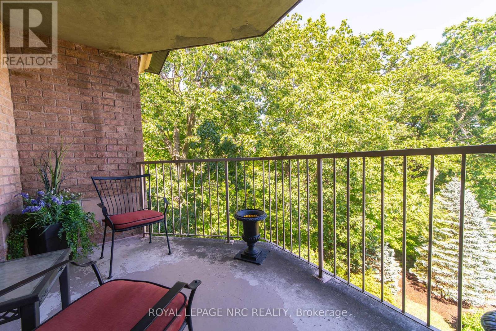401 - 8111 Forest Glen Drive, Niagara Falls, Ontario  L2H 2Y7 - Photo 16 - X12383424