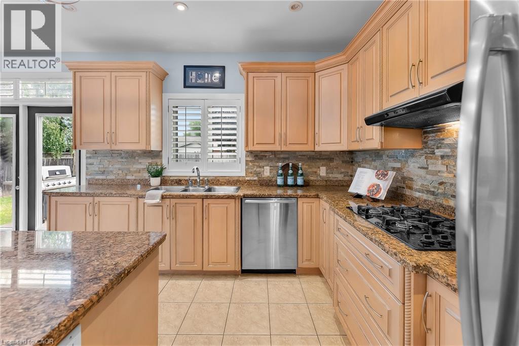 7847 Cathedral Drive, Niagara Falls, Ontario  L2H 2Z3 - Photo 12 - 40766104