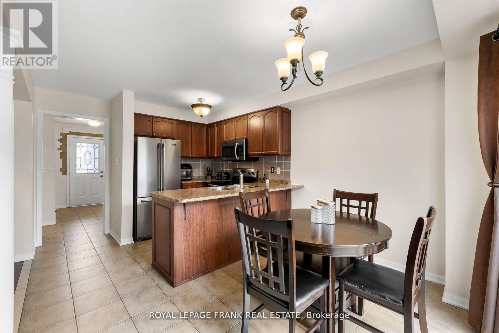 42 Childs Court, Clarington, Ontario  L1C 5P2 - Photo 15 - E12383275