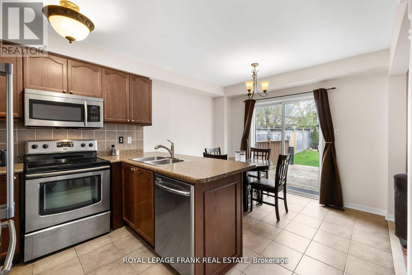 42 Childs Court, Clarington, Ontario  L1C 5P2 - Photo 16 - E12383275