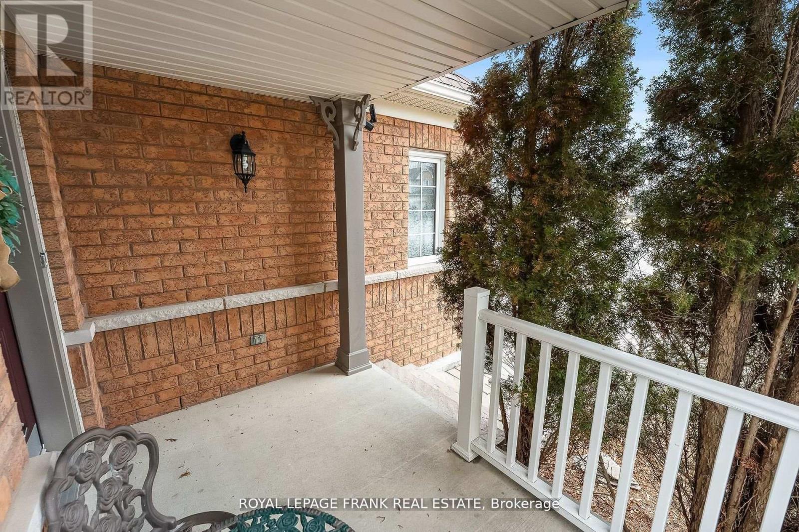 42 Childs Court, Clarington, Ontario  L1C 5P2 - Photo 7 - E12383275