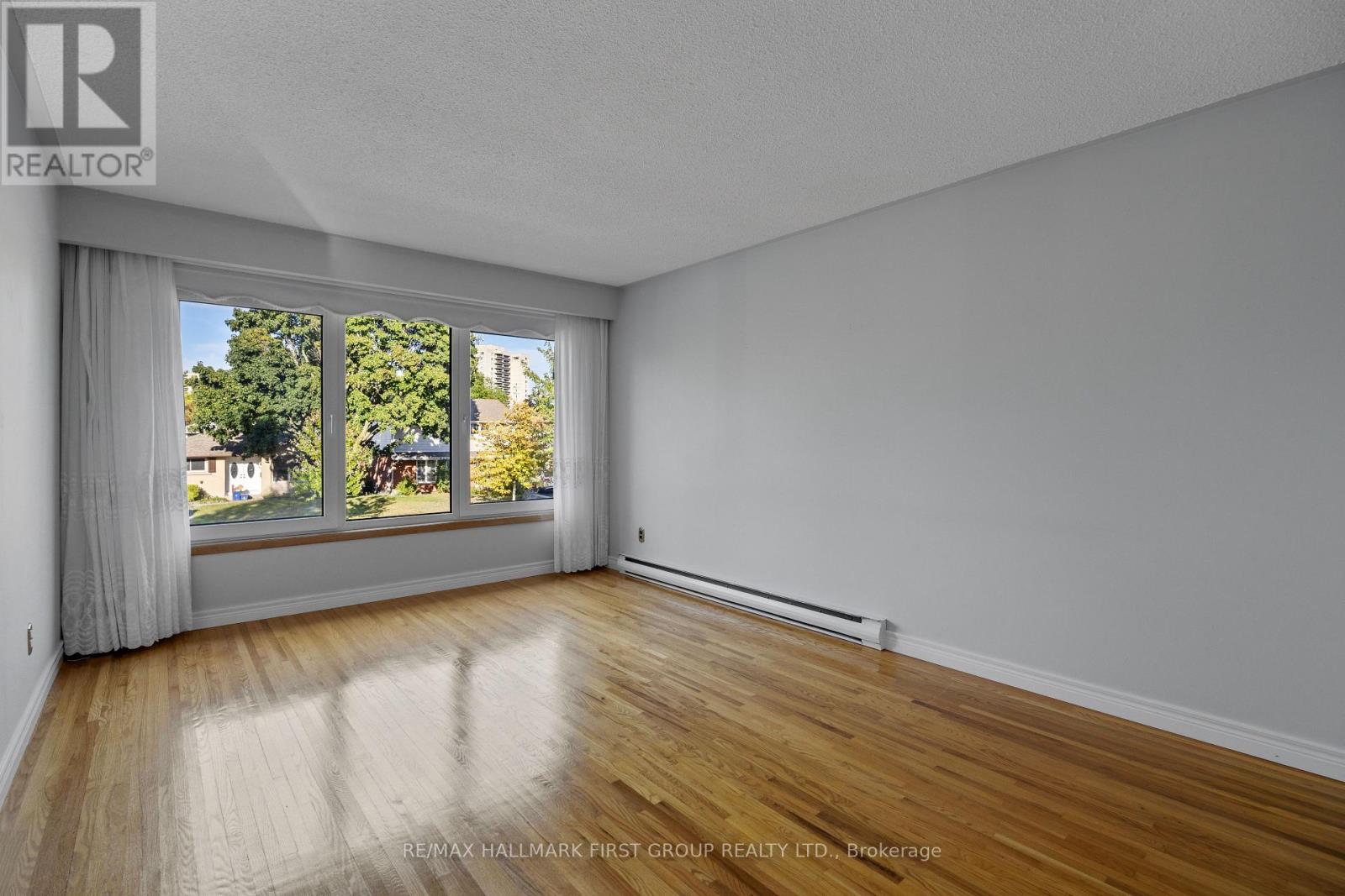 746 Central Park Boulevard N, Oshawa, Ontario  L1G 6B1 - Photo 13 - E12383425