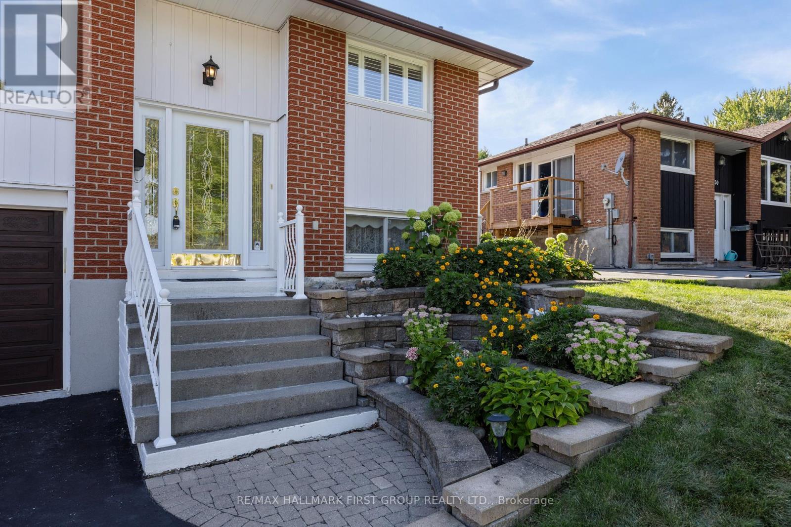 746 Central Park Boulevard N, Oshawa, Ontario  L1G 6B1 - Photo 4 - E12383425