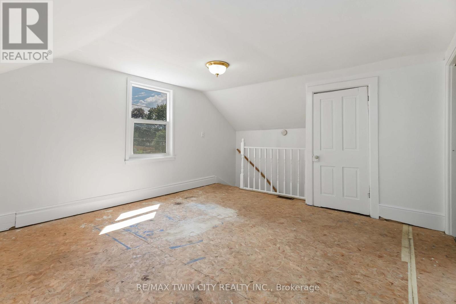 162 Adelaide Street, Strathroy-Caradoc, Ontario  N7G 2V3 - Photo 36 - X12383169