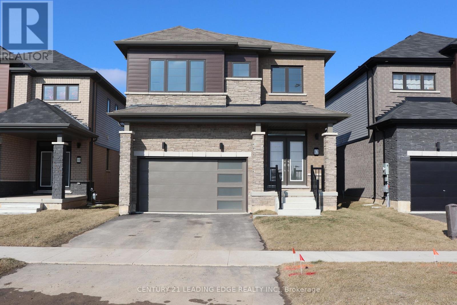 12 Peach Street, Thorold, Ontario  L2V 0K1 - Photo 1 - X12383258