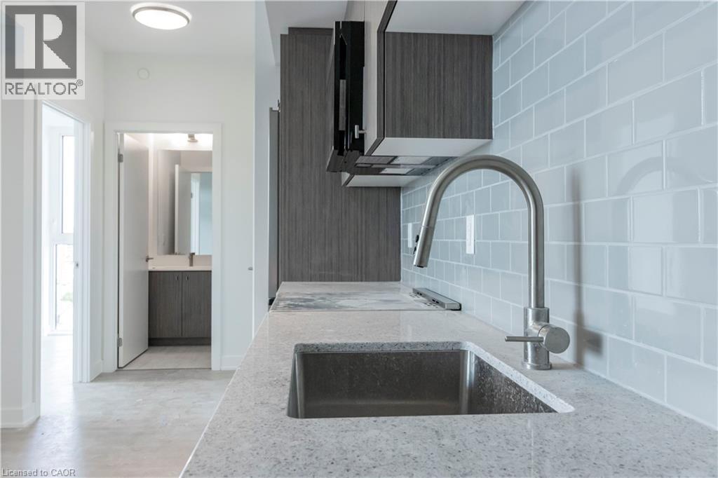 25 Wellington Street S Unit# 1506, Kitchener, Ontario  N2G 0G5 - Photo 17 - 40764674