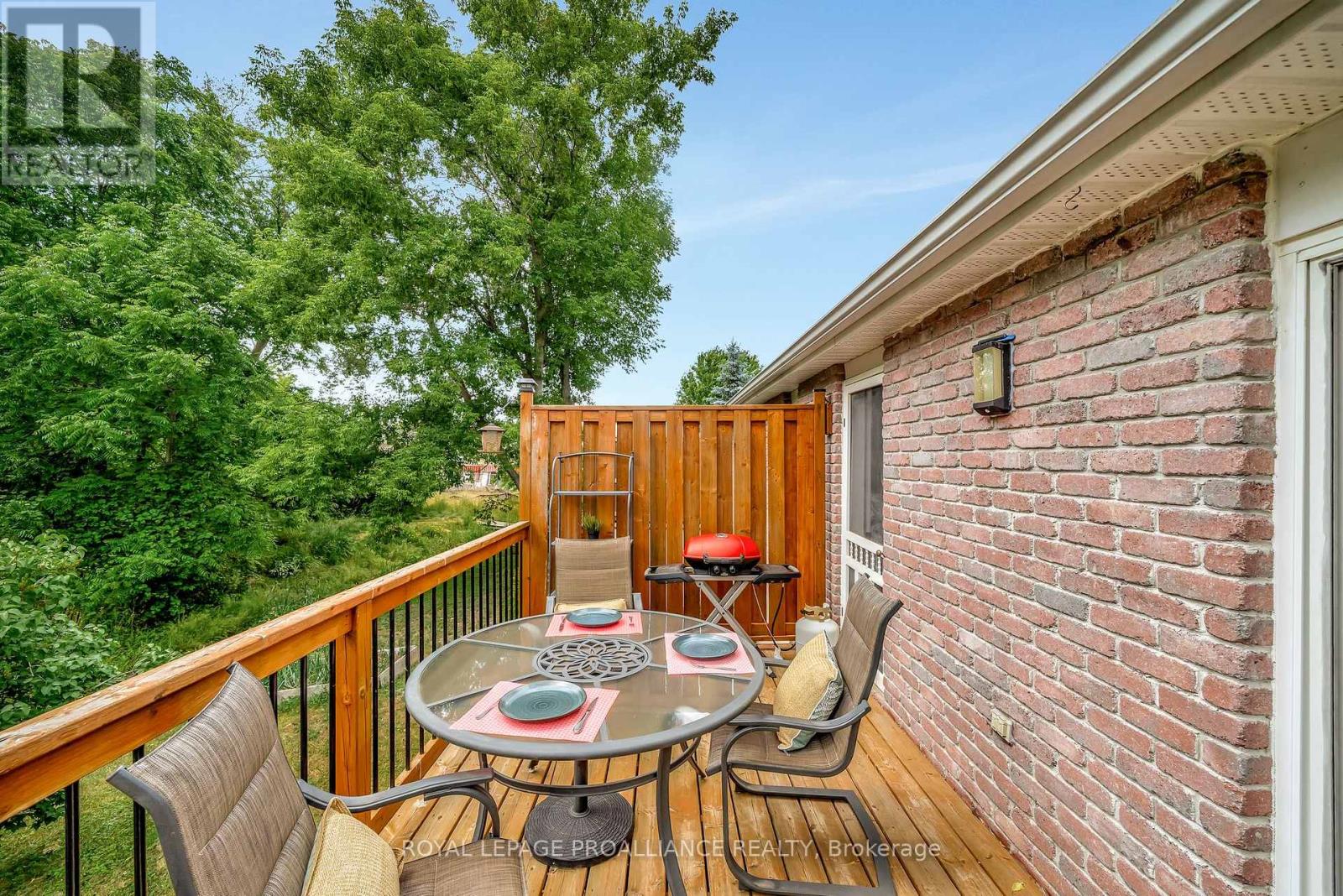 117 St. James Street, Stirling-Rawdon (Stirling Ward), Ontario  K0K 3E0 - Photo 35 - X12383375