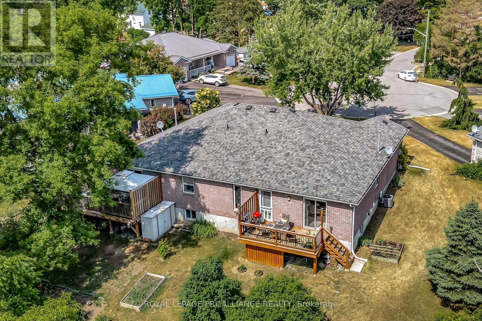 117 St. James Street, Stirling-Rawdon (Stirling Ward), Ontario  K0K 3E0 - Photo 45 - X12383375