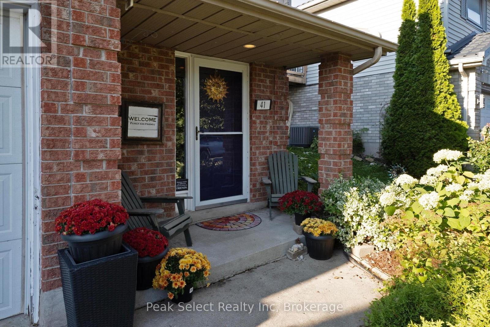41 Southvale Road, St. Marys, Ontario  N4X 1E9 - Photo 2 - X12383389