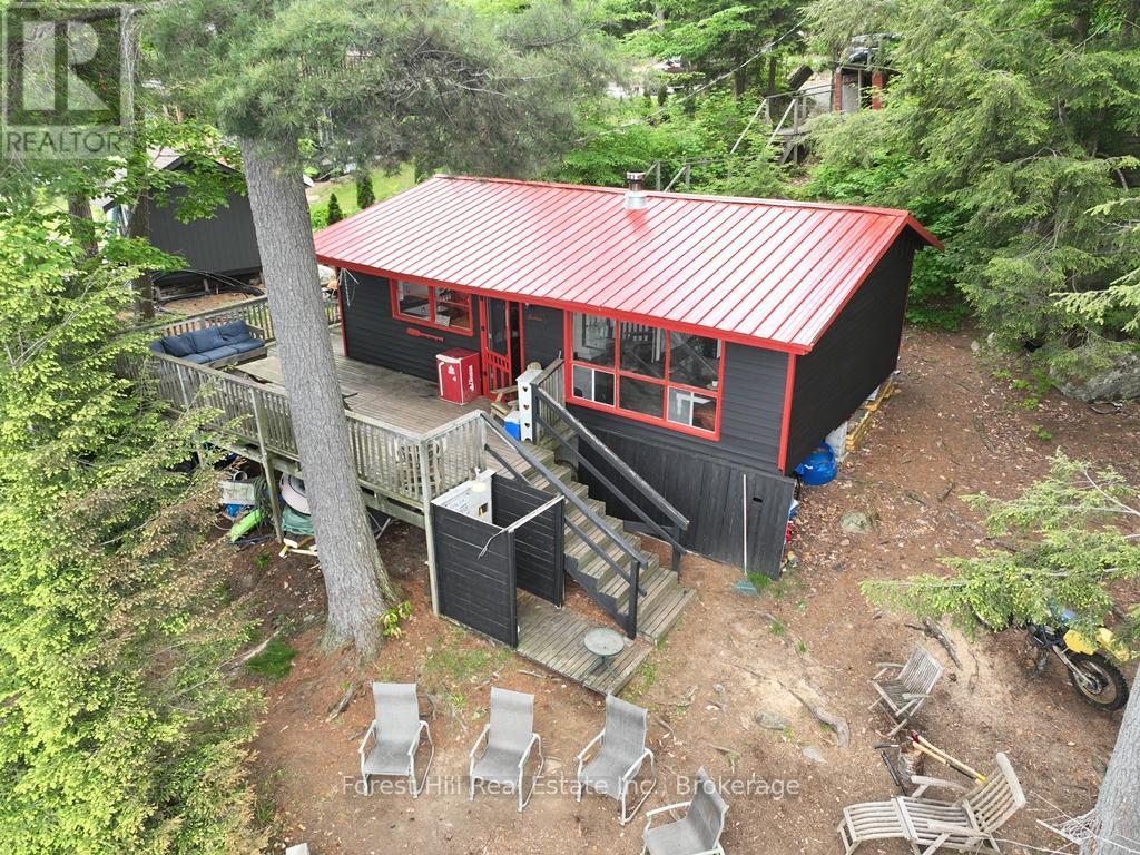 1293 Causeway Drive, Algonquin Highlands, Ontario  P0A 1E0 - Photo 14 - X12383469