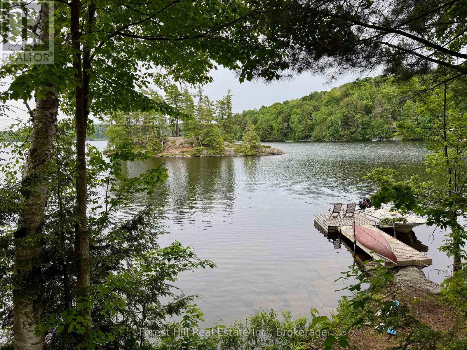 1293 Causeway Drive, Algonquin Highlands, Ontario  P0A 1E0 - Photo 30 - X12383469