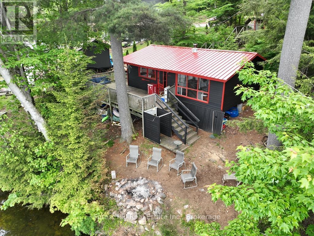 1293 Causeway Drive, Algonquin Highlands, Ontario  P0A 1E0 - Photo 13 - X12383469